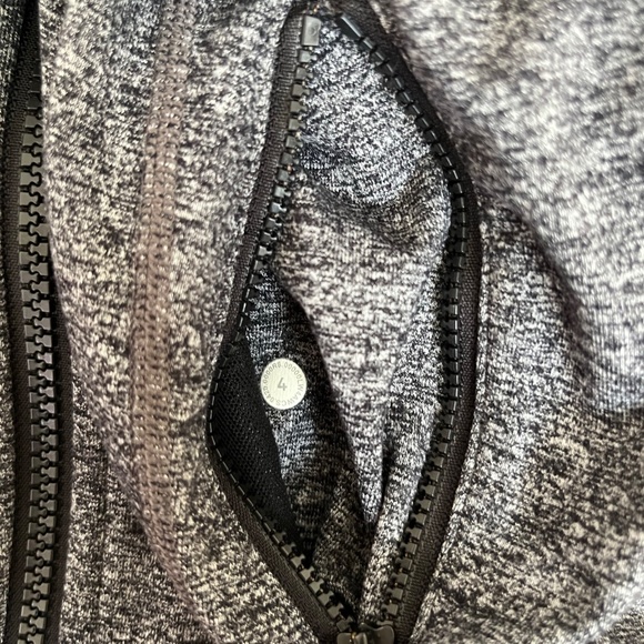 Lululemon define jacket 4 - Picture 3 of 3